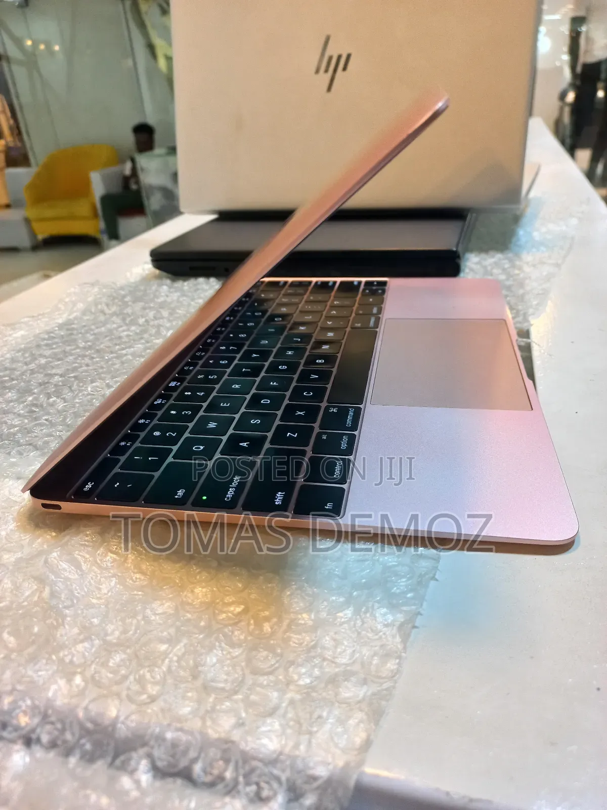 New Laptop Apple MacBook 2016 8GB Intel Core M SSD 512GB