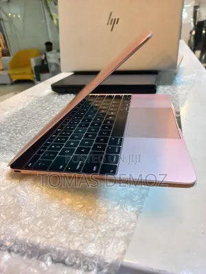 New Laptop Apple MacBook 2016 8GB Intel Core M SSD 512GB