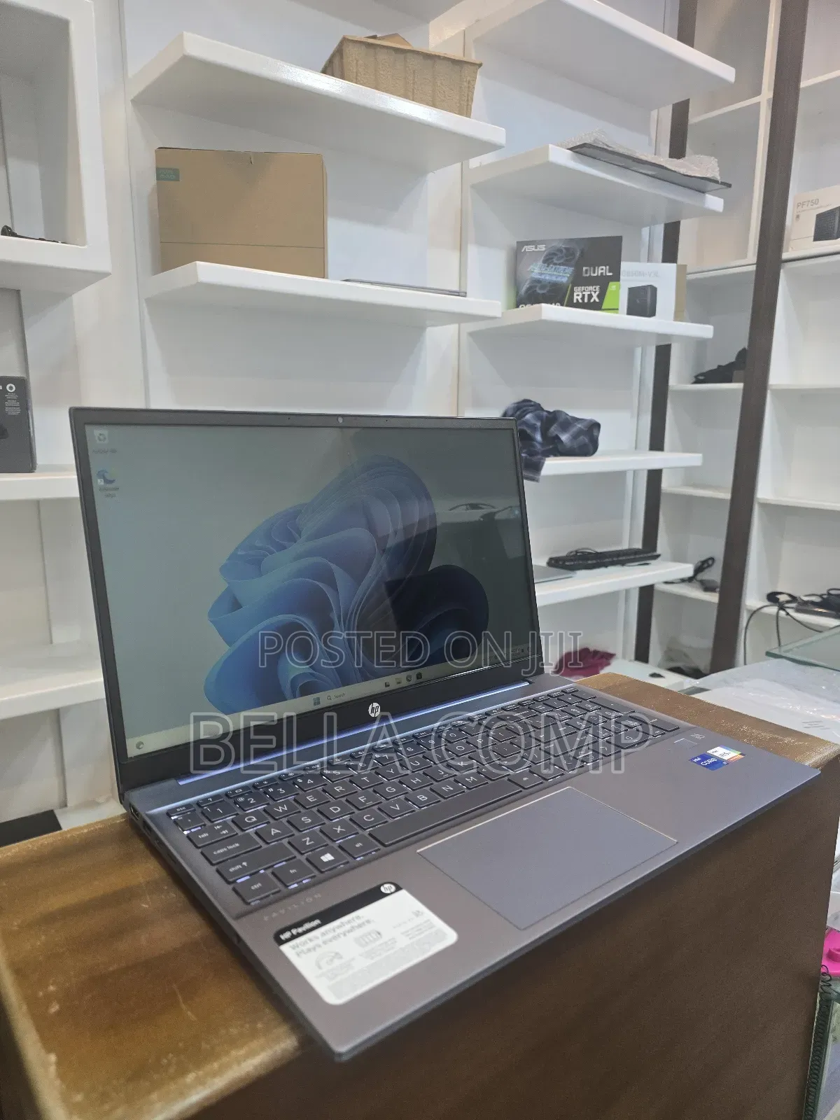 New Laptop HP Pavilion 15 8GB Intel Core I7 SSD 512GB