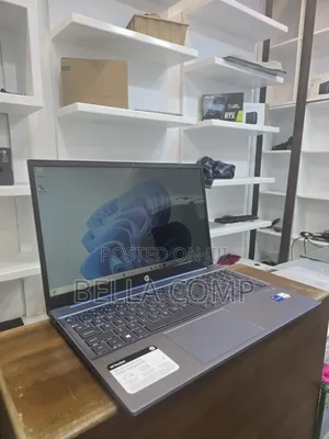 New Laptop HP Pavilion 15 8GB Intel Core I7 SSD 512GB