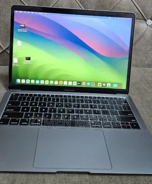 New Laptop Apple MacBook Air 2019 8GB Intel Core I5 SSD 128GB