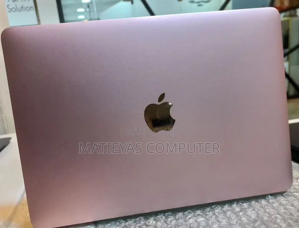 New Laptop Apple MacBook 2016 8GB Intel SSD 512GB