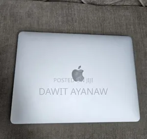 Photo - New Laptop Apple MacBook Pro 2017 16GB Intel Core I7 SSD 512GB