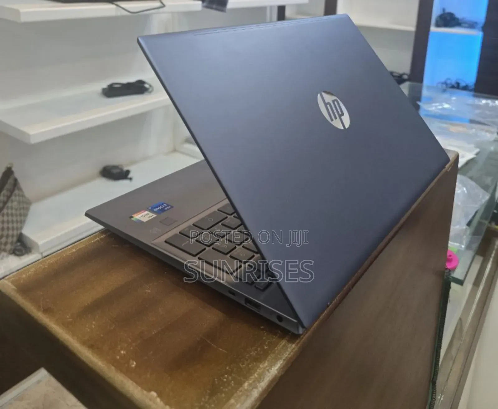 New Laptop HP Pavilion 15 8GB Intel Core I7 SSD 512GB