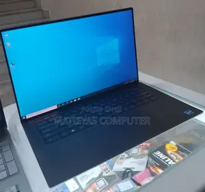 New Laptop Dell 16GB Intel Core I7 SSD 512GB