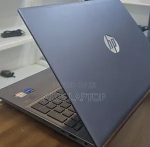 New Laptop HP Pavilion 11 8GB Intel Core I7 SSD 512GB