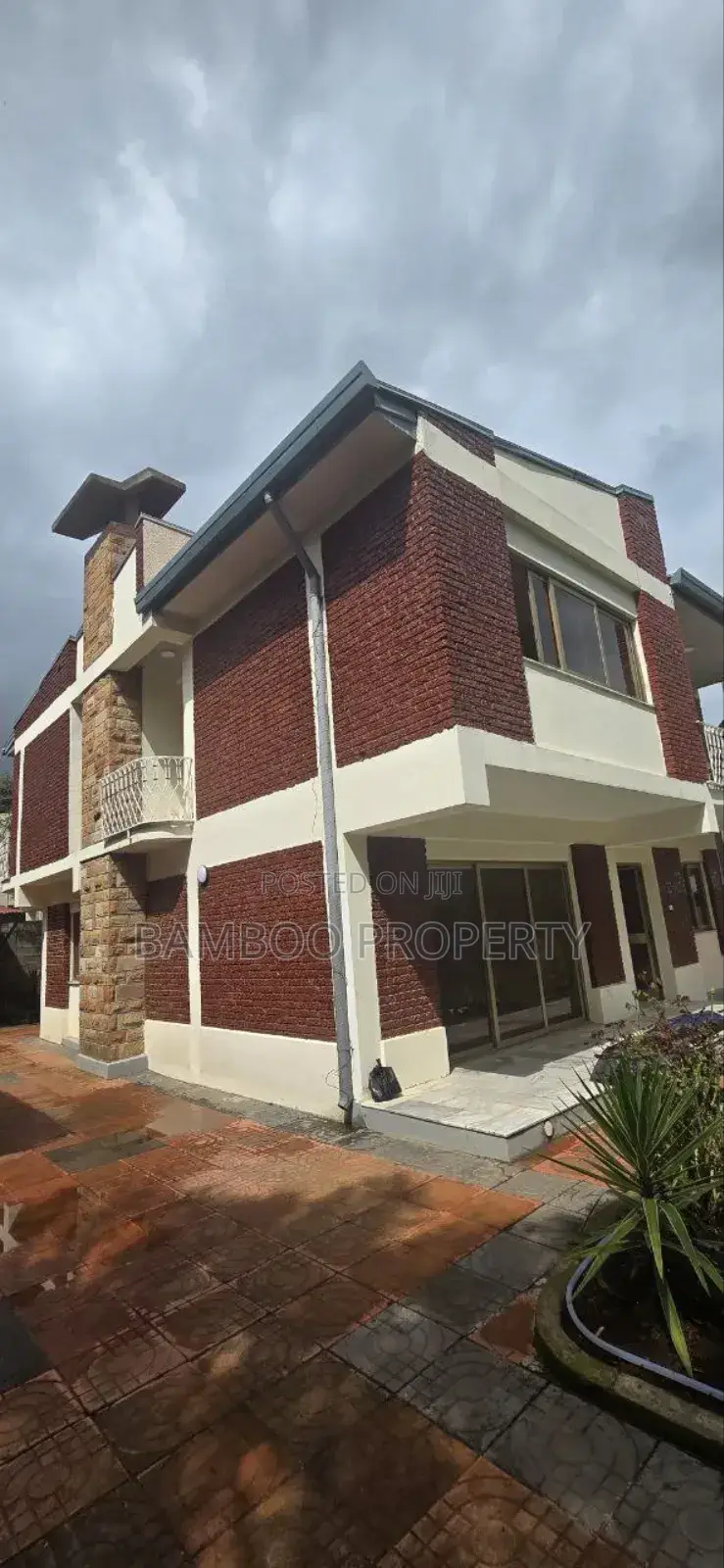 4bdrm Villa in Bole for rent