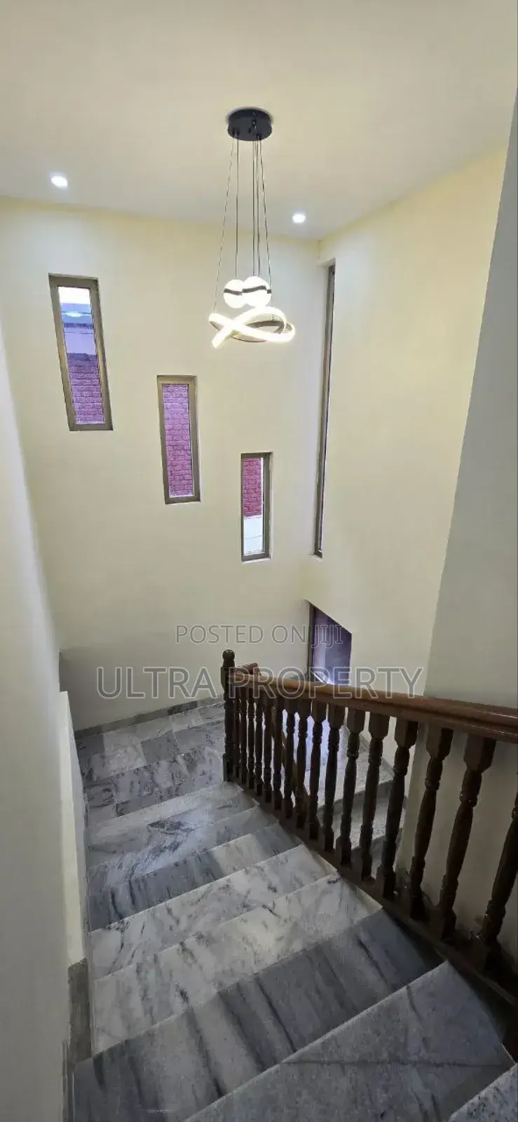 4bdrm Villa in Bole for rent