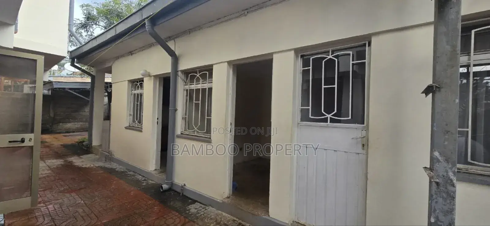 4bdrm Villa in Bole for rent