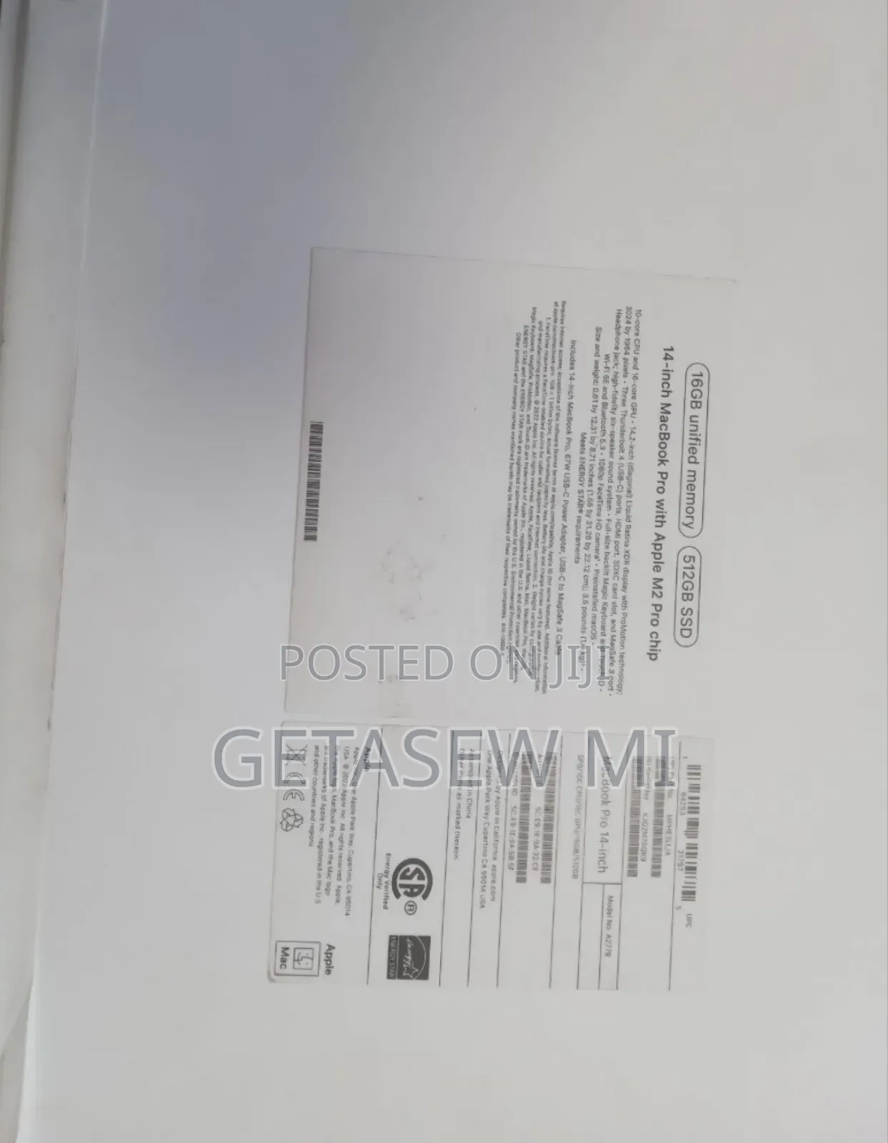 New Laptop Apple MacBook Pro 2022 M2 16GB Apple M2 SSD 512GB