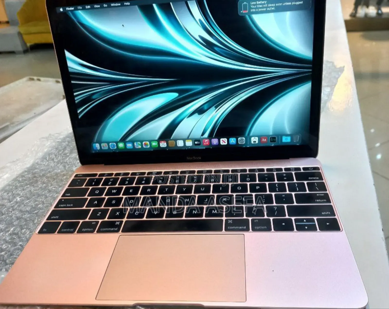 New Laptop Apple MacBook 8GB SSD 512GB