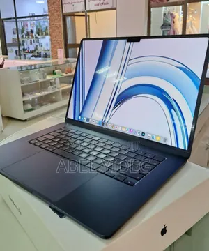 New Laptop Apple MacBook Air 2023 M2 8GB Apple M2 SSD 512GB