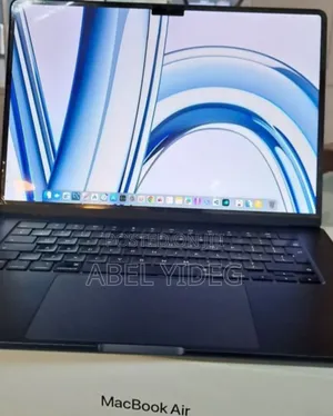 Photo - New Laptop Apple MacBook Air 2023 M2 8GB Apple M2 SSD 512GB