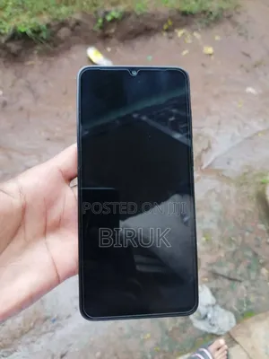 Photo - New Samsung Galaxy A05 64 GB Blue