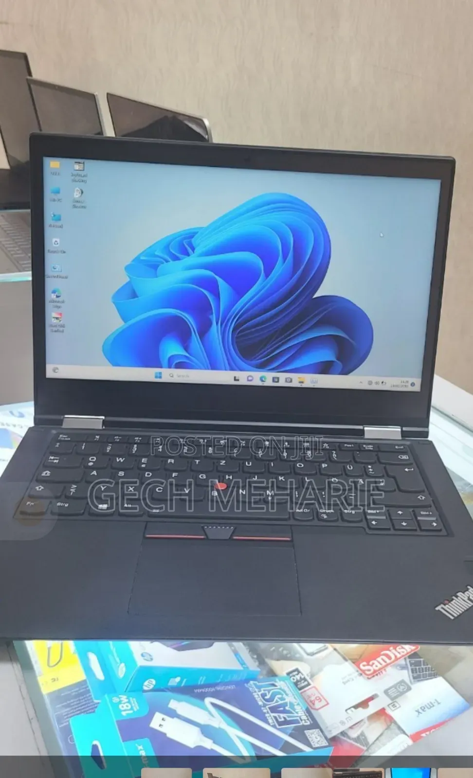 New Laptop Lenovo ThinkPad Yoga 8GB Intel Core I5 SSD 512GB