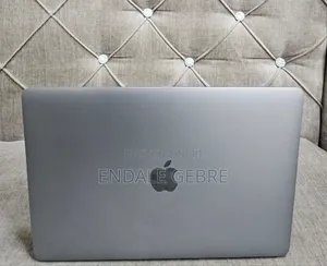 New Laptop Apple MacBook Air 2019 8GB Intel Core I5 SSD 128GB