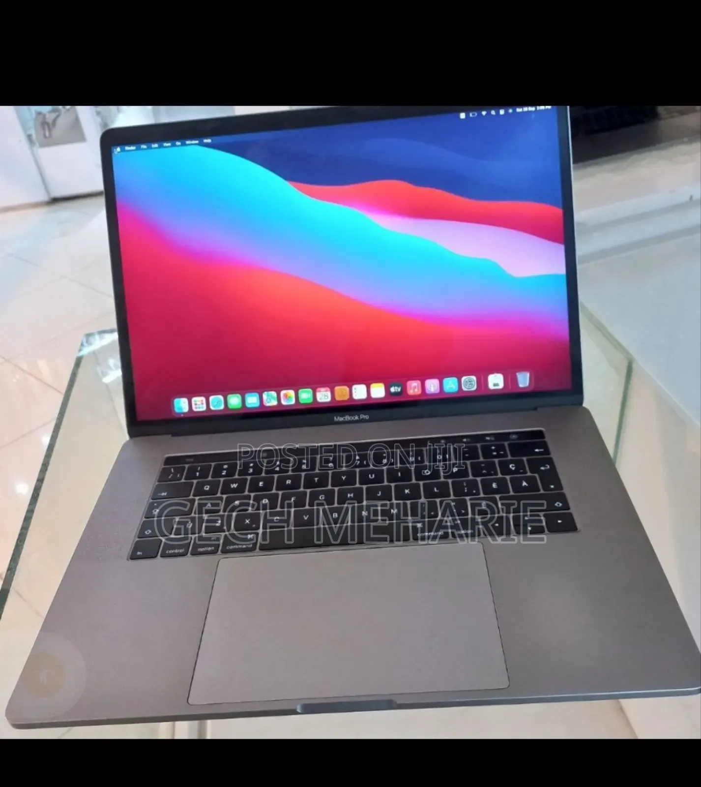 New Laptop Apple MacBook Pro 2016 16GB Intel Core I7 SSD 512GB