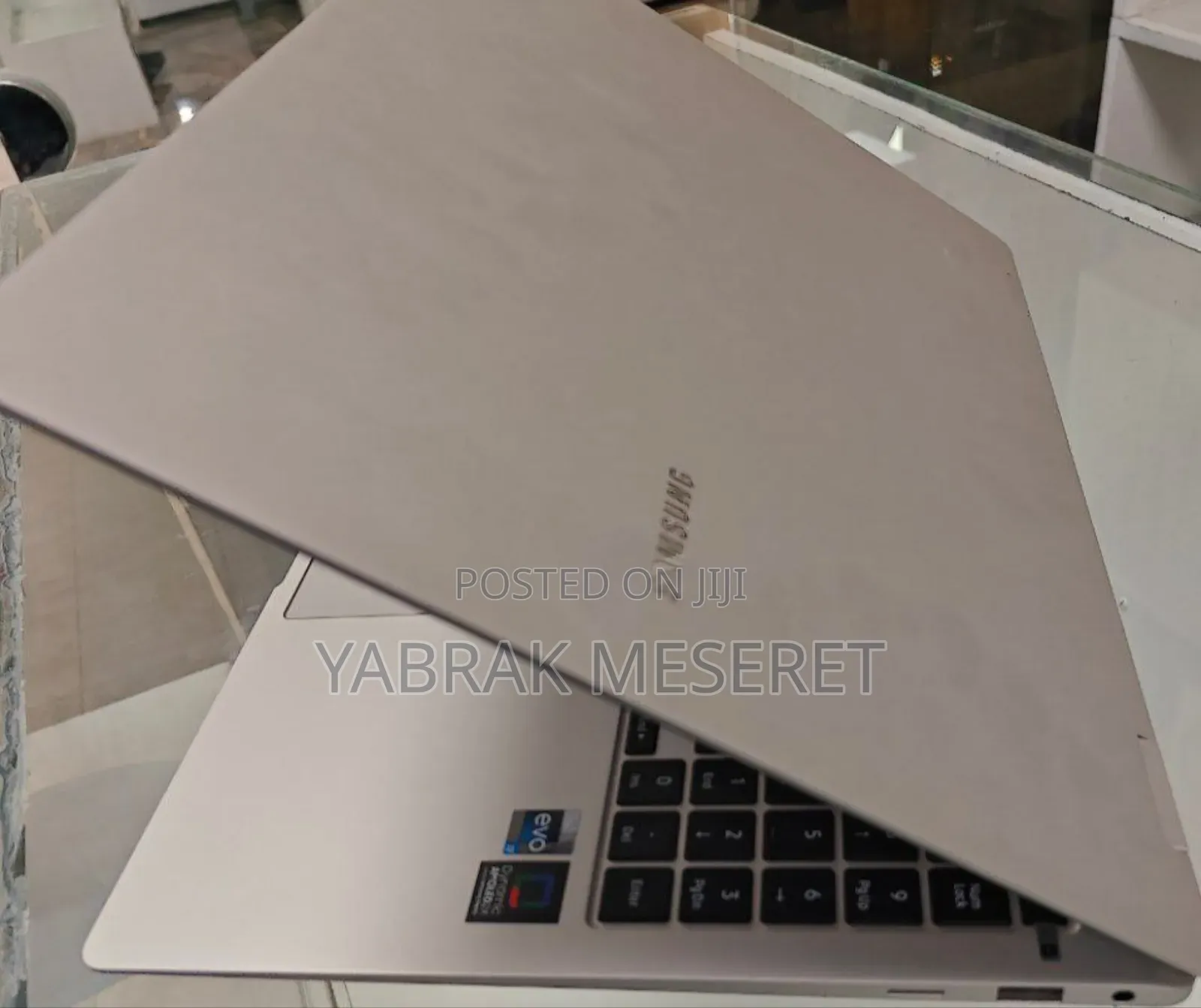 New Laptop Samsung 16GB Intel Core I7 SSD 512GB