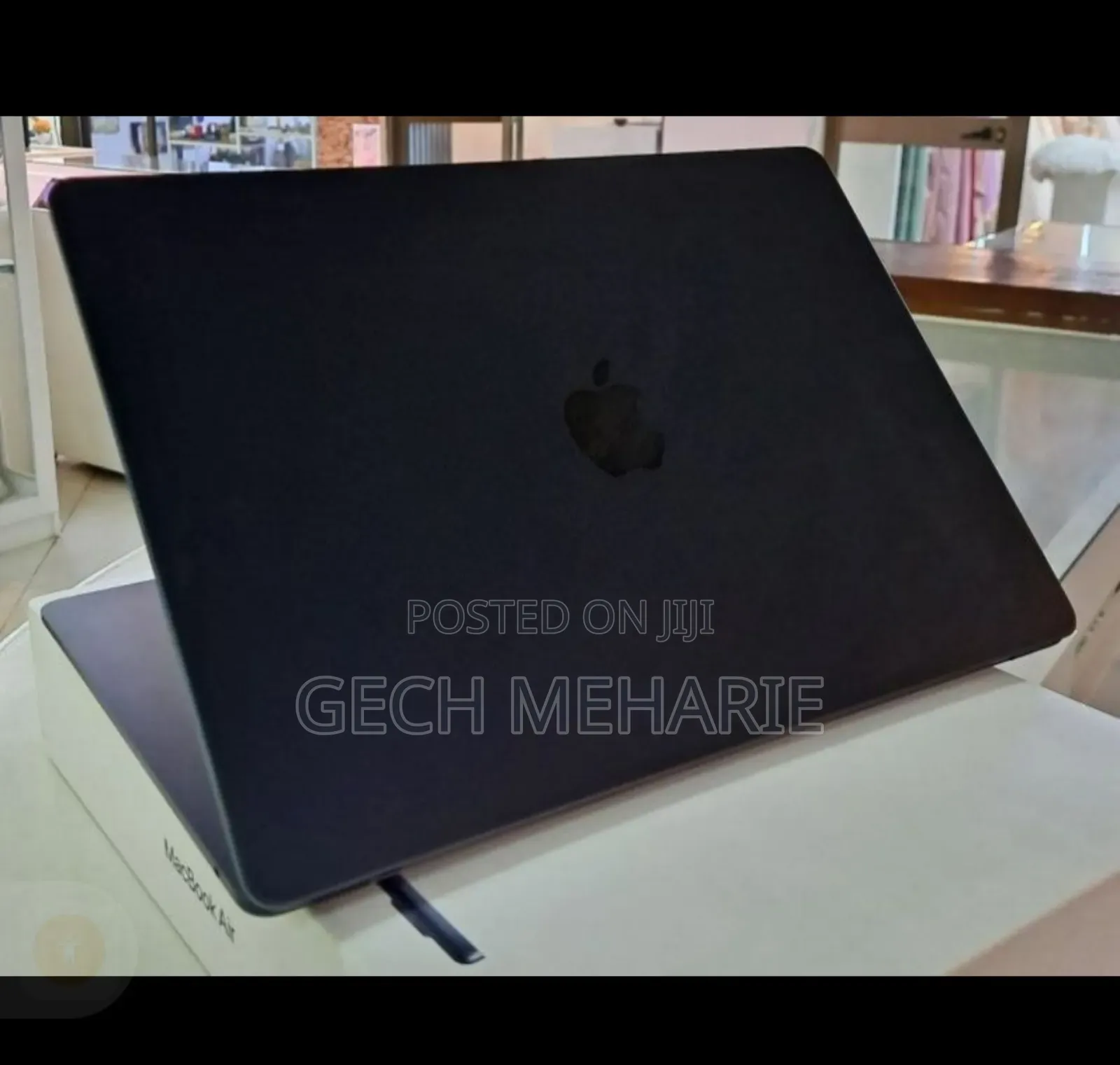 New Laptop Apple MacBook Air 2023 M2 8GB Apple M2 SSD 512GB