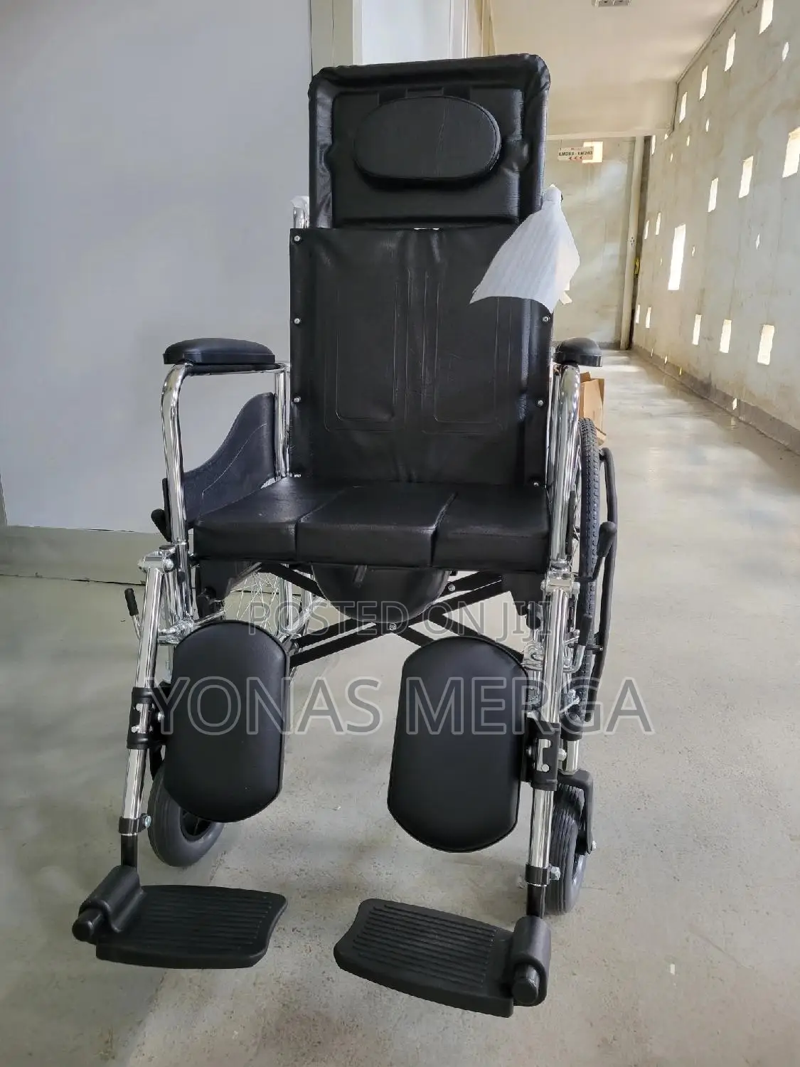 Multifunctional Wheelchair /Toilet/Sleeping Wheelchair/Toy/