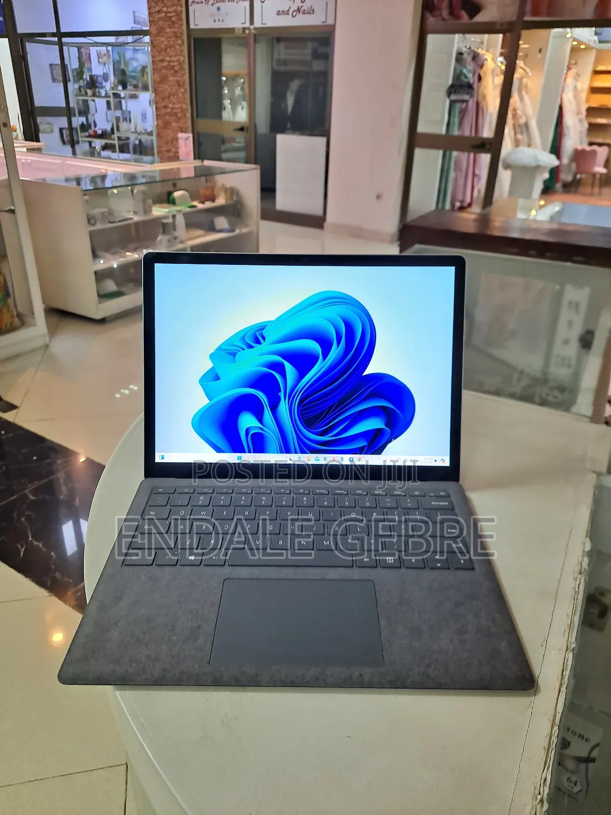 New Laptop Microsoft Surface Laptop 3 16GB Intel Core I5 SSD 256GB