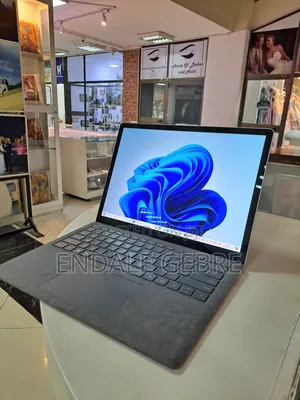 New Laptop Microsoft Surface Laptop 3 16GB Intel Core I5 SSD 256GB