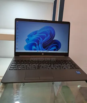 New Laptop HP Stream Notebook 8GB Intel Core I7 SSD 1T