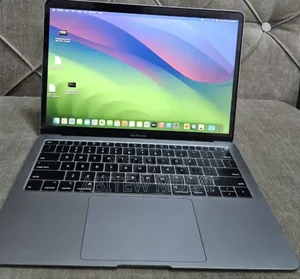 Photo - New Laptop Apple MacBook Air 2019 8GB Intel Core I5 SSD 128GB