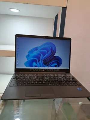 Photo - New Laptop HP Stream Notebook 8GB Intel Core I5 SSD 1T