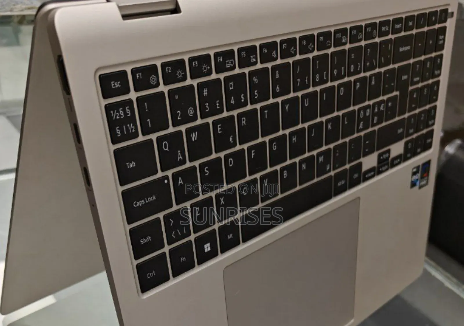 New Samsung Galaxy Book3 Pro 360 16" 16GB Intel Core I7 SSD 512GB