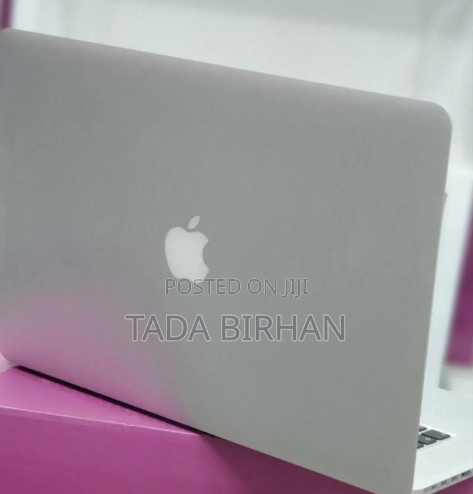 New Laptop Apple MacBook Pro 2017 8GB Intel Core I5 SSD 512GB