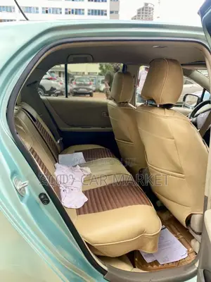 Toyota Yaris 2010 Blue