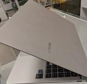 New Laptop Samsung R510 16GB Intel Core I7 SSD 512GB