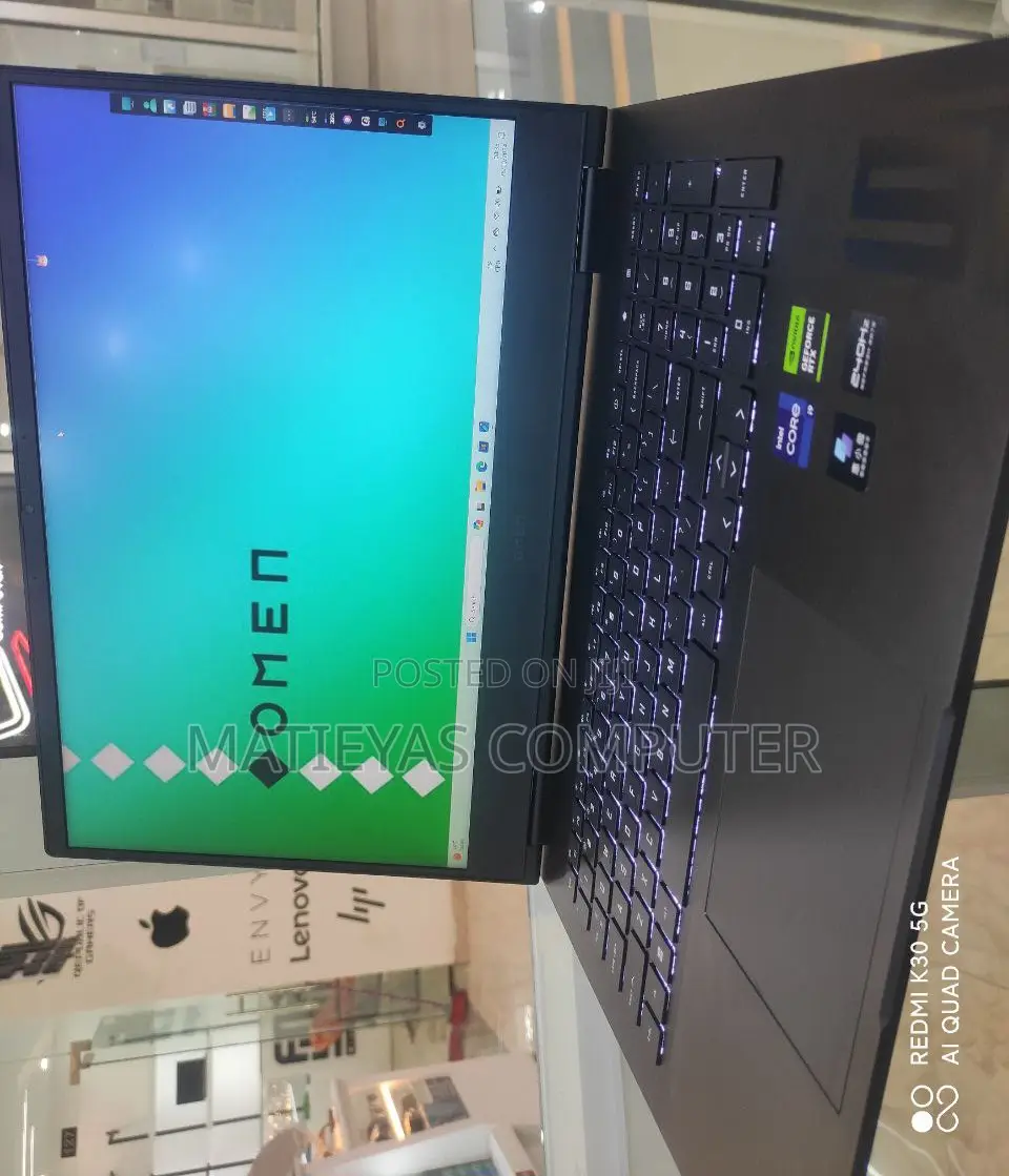 New Laptop HP Omen 16 16GB Intel Core I9 SSD 1T