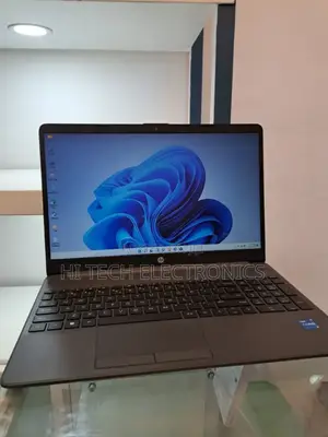 Photo - New Laptop HP Stream Notebook 8GB Intel Core I5 SSD 1T