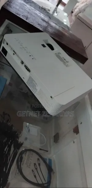 Photo - Sony Projectore