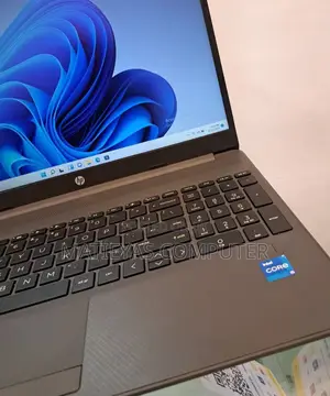 New Laptop HP Stream Notebook 8GB Intel Core I5 SSD 1T