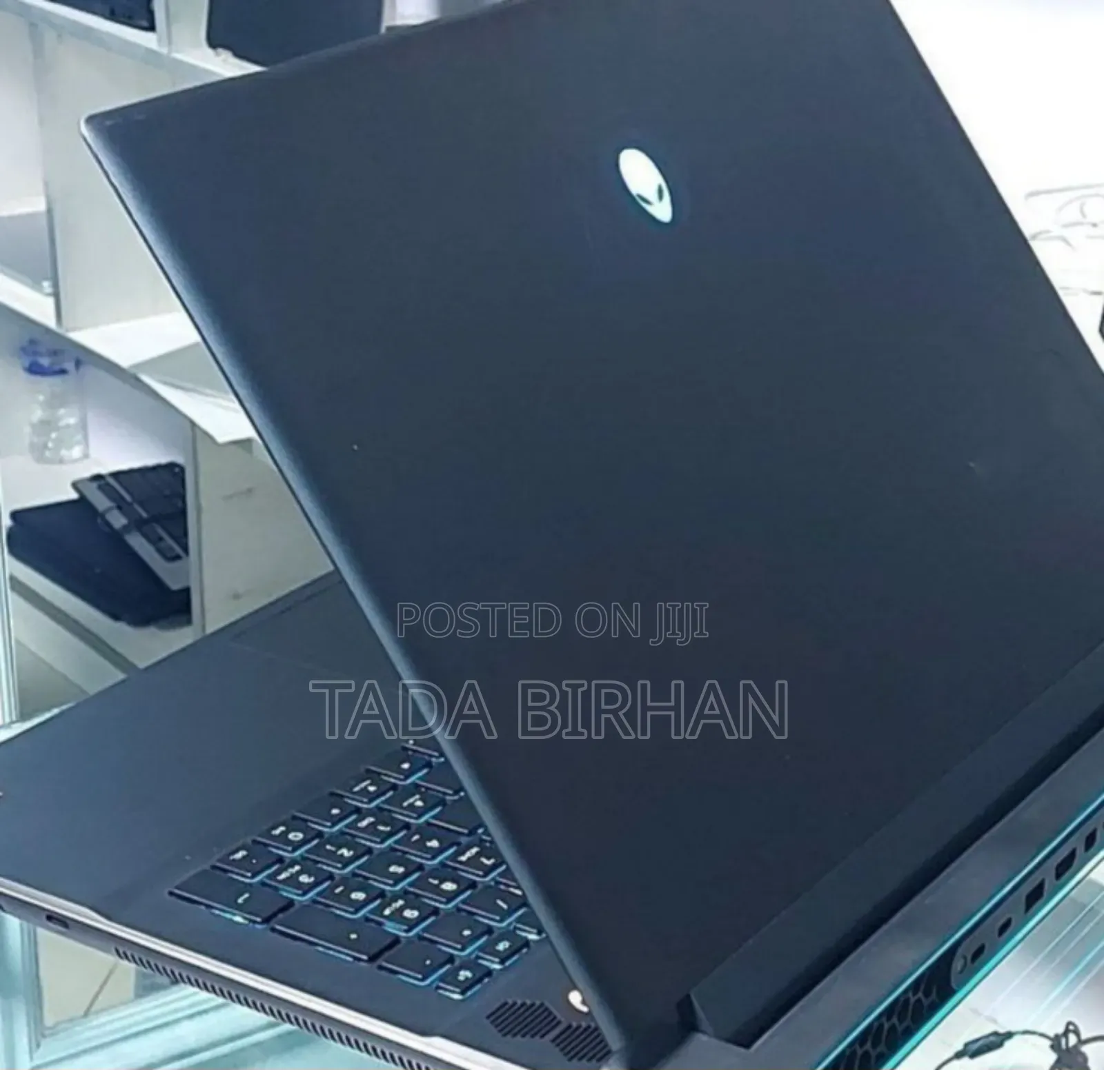 New Laptop Alienware Area-51m 20GB Intel Core I9 SSD 1T