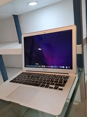 New Laptop Apple MacBook Air 2017 8GB Intel Core I5 SSD 256GB