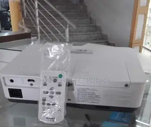 SONY DX 220 Projector