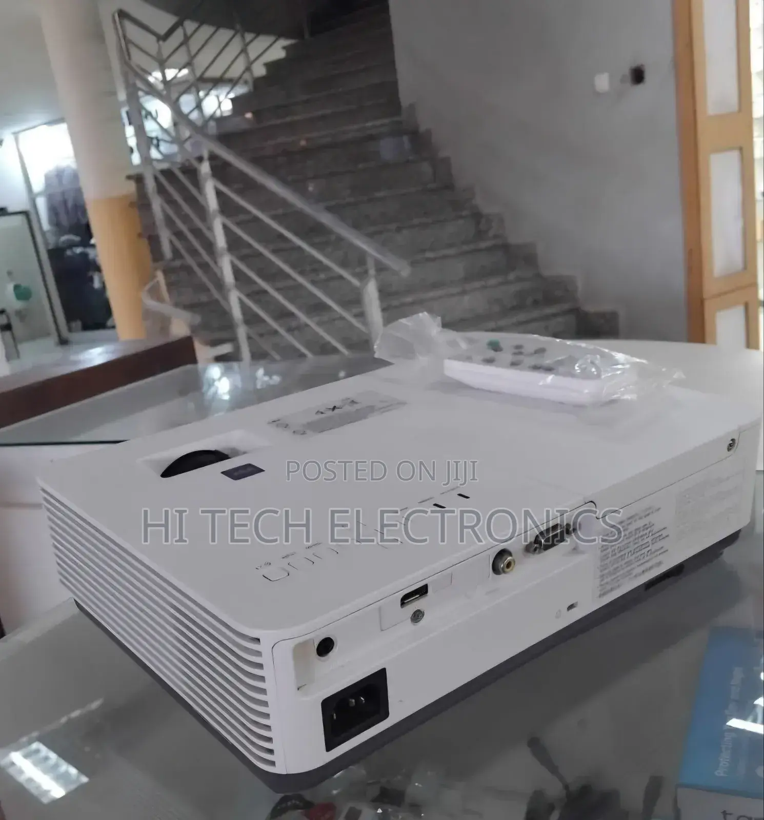 SONY DX 220 Projector