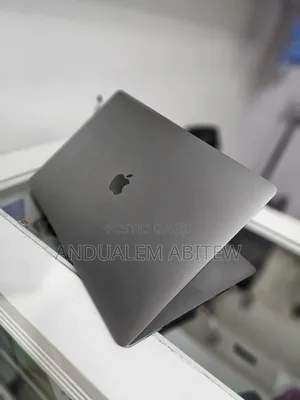 New Laptop Apple MacBook Pro 2019 16GB Intel Core I9 SSD 1T