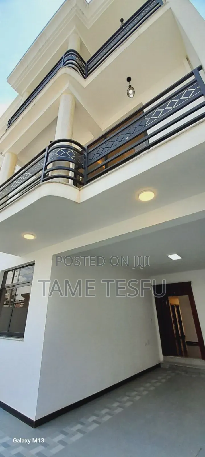 Furnished 6bdrm House in Hayat, Bole for sale