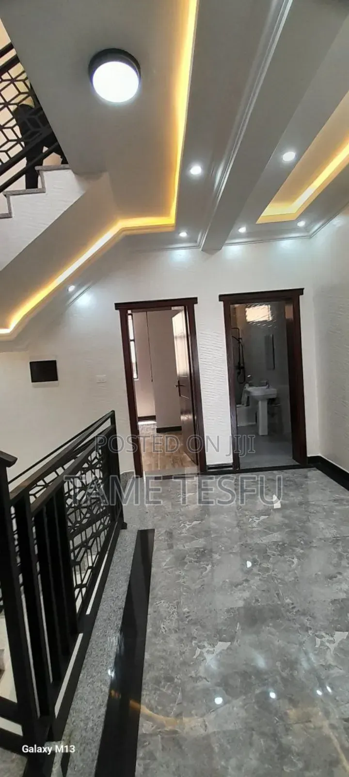 Furnished 6bdrm House in Hayat, Bole for sale