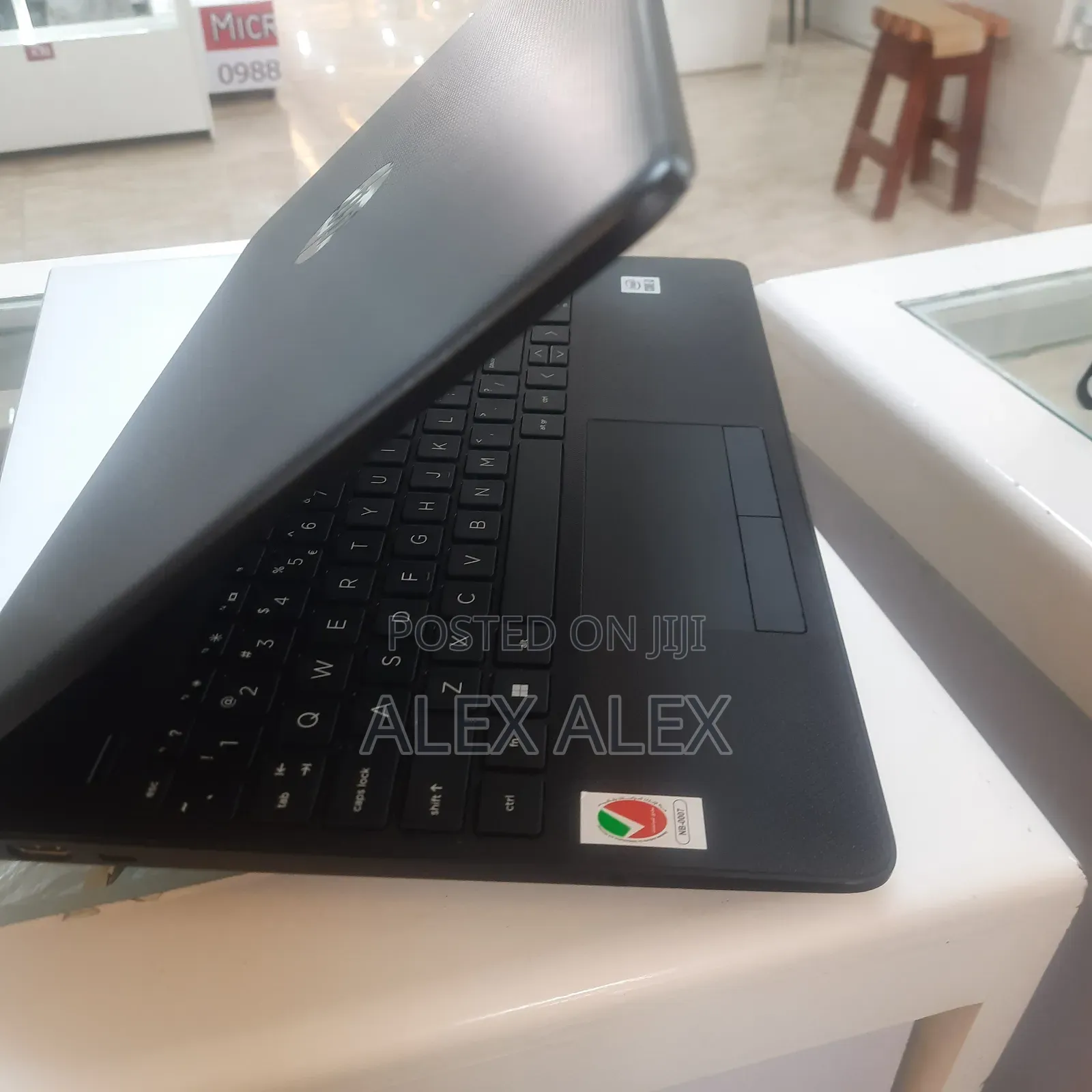 New Laptop HP Stream Notebook 4GB Intel Core I3 HDD 1T