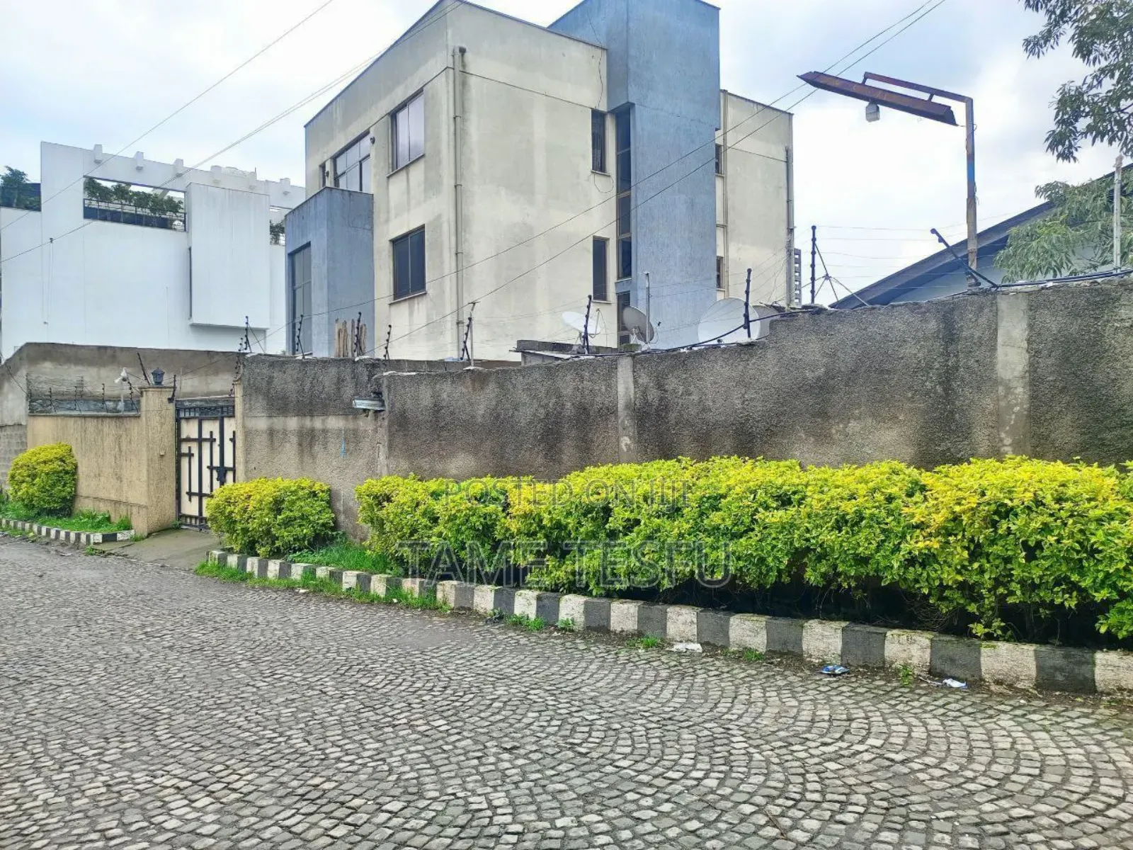 3bdrm House in Jakiros, Bole for sale