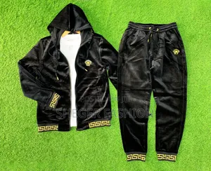 Photo - Versace Tuta