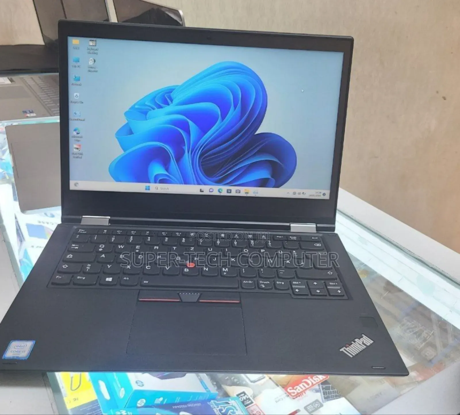 New Laptop Lenovo ThinkPad Yoga 370 8GB Intel Core I5 SSD 512GB