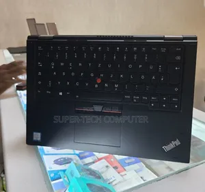 New Laptop Lenovo ThinkPad Yoga 370 8GB Intel Core I5 SSD 512GB