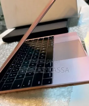 New Laptop Apple MacBook 2016 8GB Intel Core I5 SSD 512GB